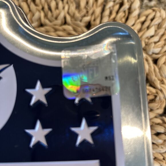 ***FREE W/PURCHASE Official‎ NFL Metal Storage Tin American and National Leagues - Picture 4 of 7